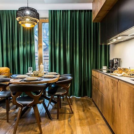 Nowy Komfortowy Apartament & Spa Grizzly De Lux ザコパネ エクステリア 写真