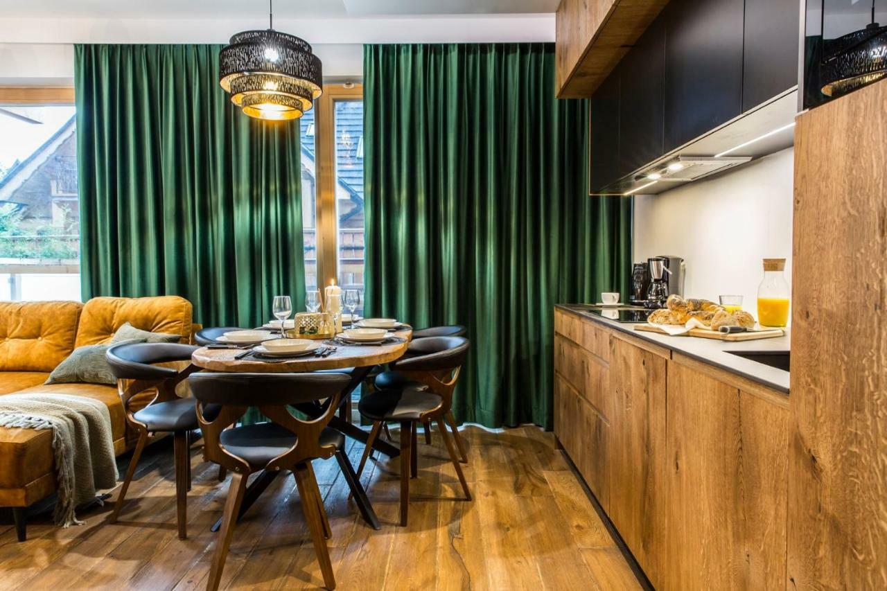 Nowy Komfortowy Apartament & Spa Grizzly De Lux ザコパネ エクステリア 写真